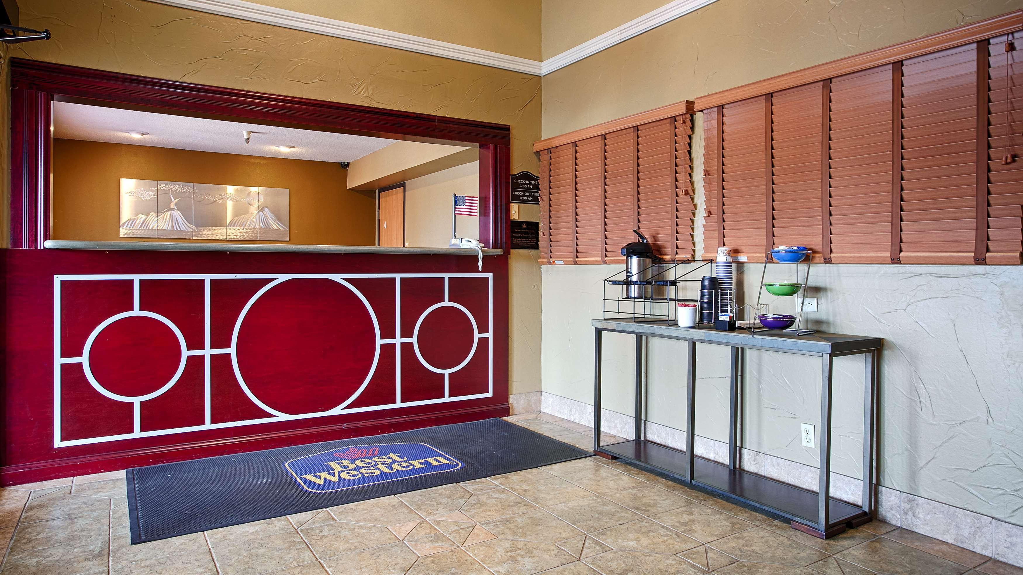 Best Western Alexandria Inn Bagian luar foto