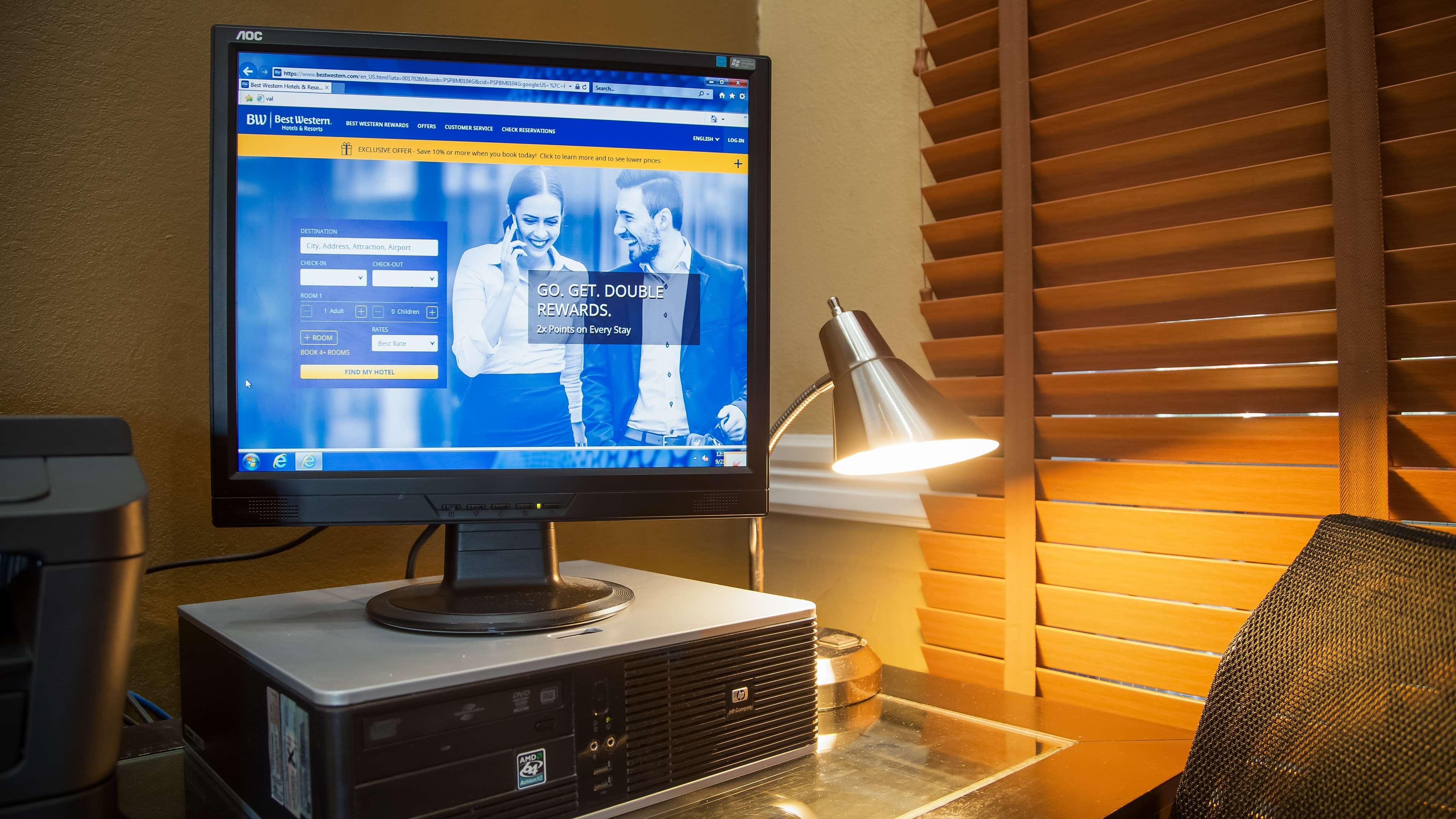 Best Western Alexandria Inn Bagian luar foto