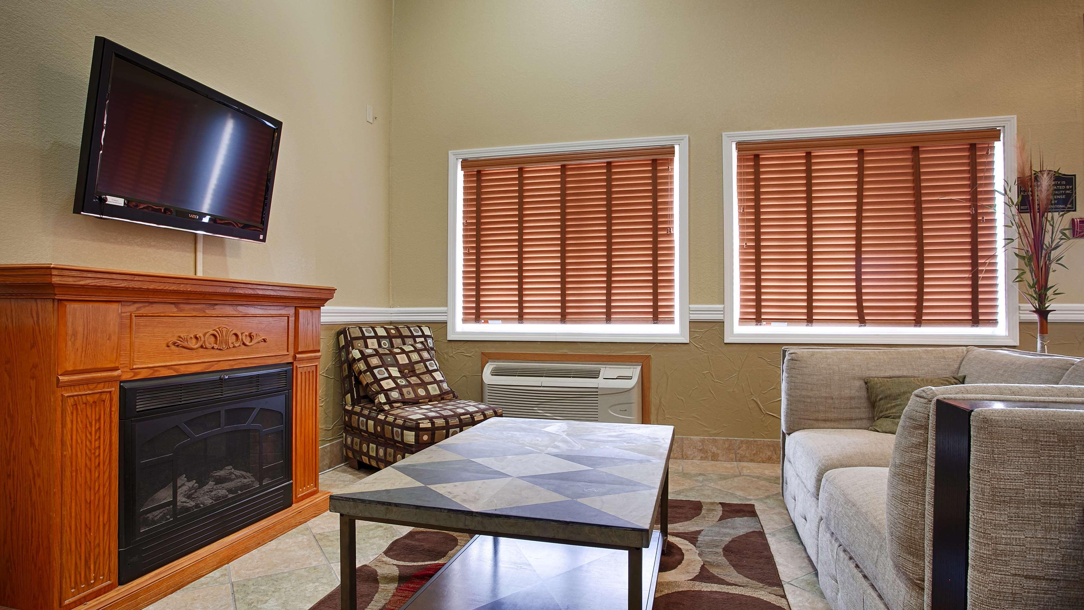 Best Western Alexandria Inn Bagian luar foto